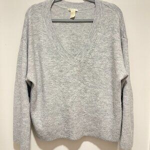 H&M Light Grey V Neck Oversized Sweater